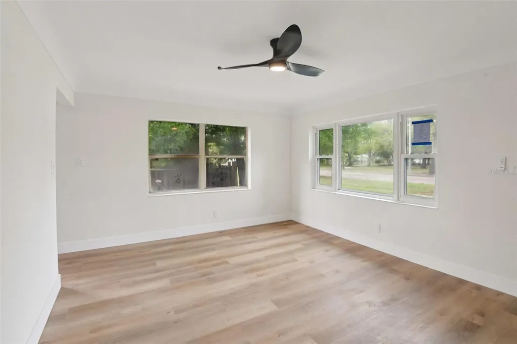 3468 9th Avenue N St Petersburg FL 33713