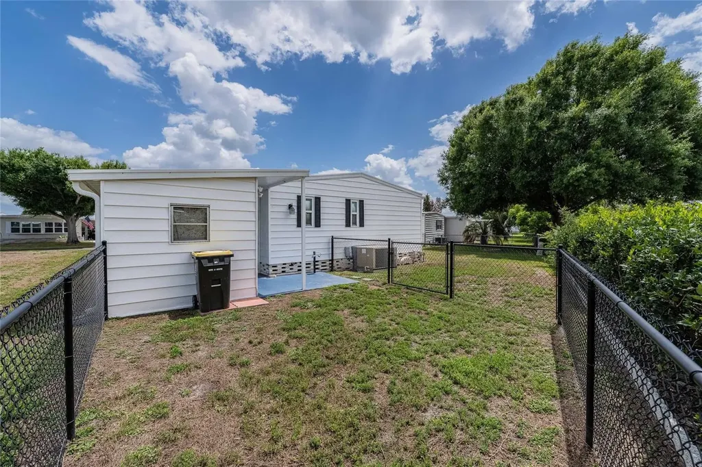 1610 Reynolds Road Lakeland FL 33801