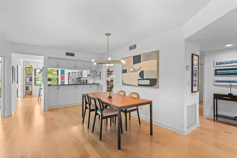 5226 Landings Boulevard Sarasota FL 34231