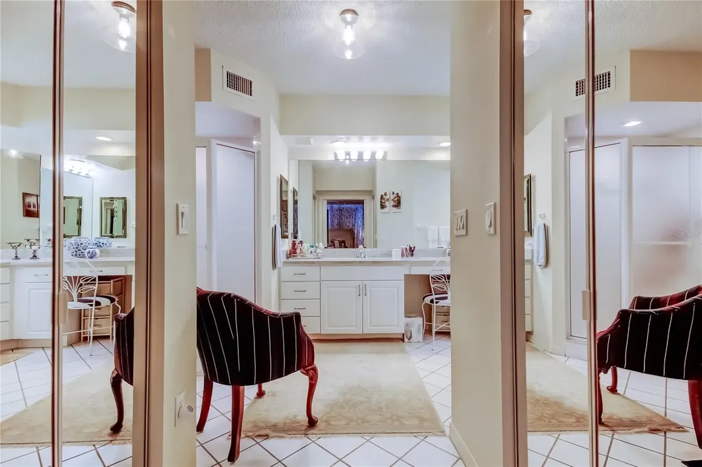 6205 Shoreline Drive Seminole FL 33708