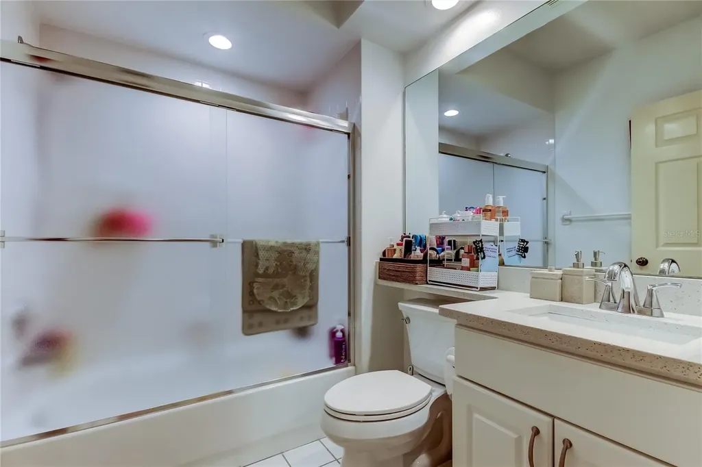 6205 Shoreline Drive Seminole FL 33708