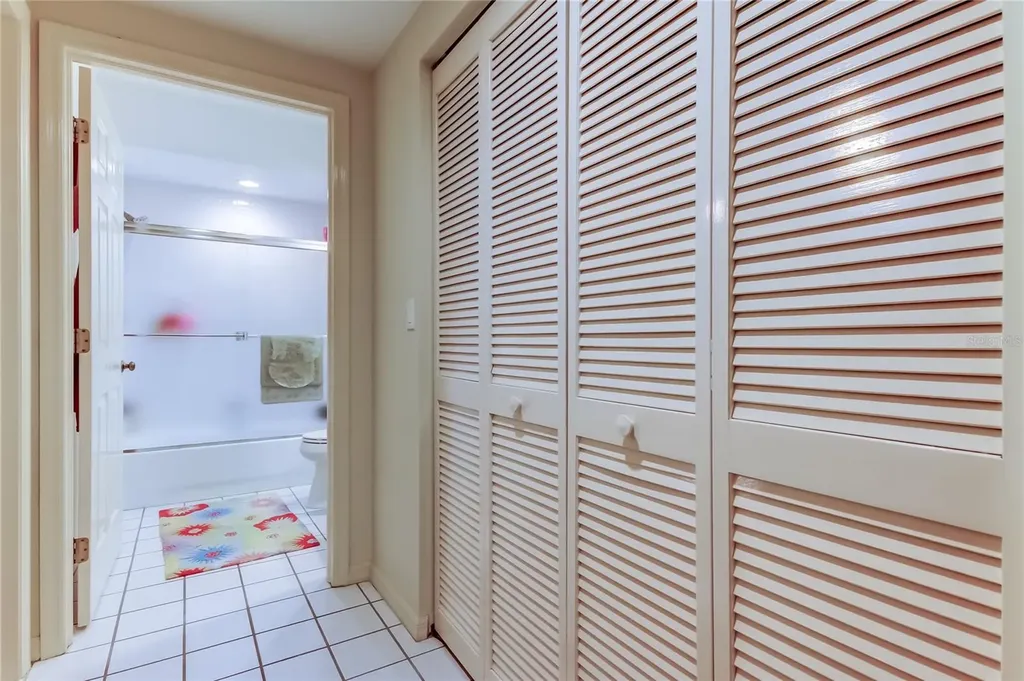 6205 Shoreline Drive Seminole FL 33708