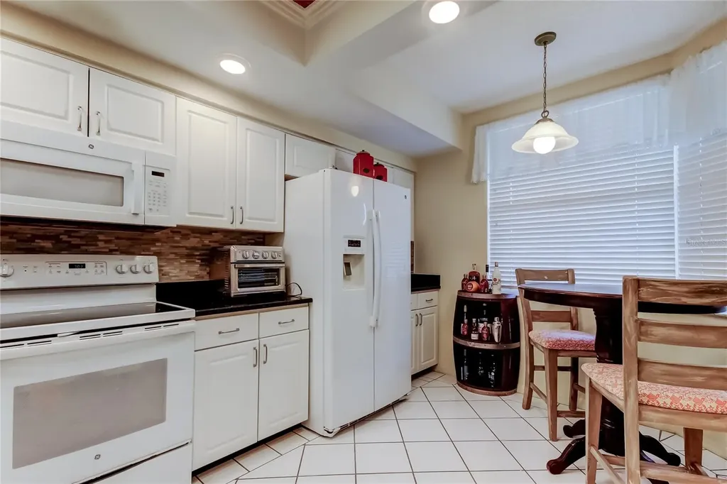 6205 Shoreline Drive Seminole FL 33708
