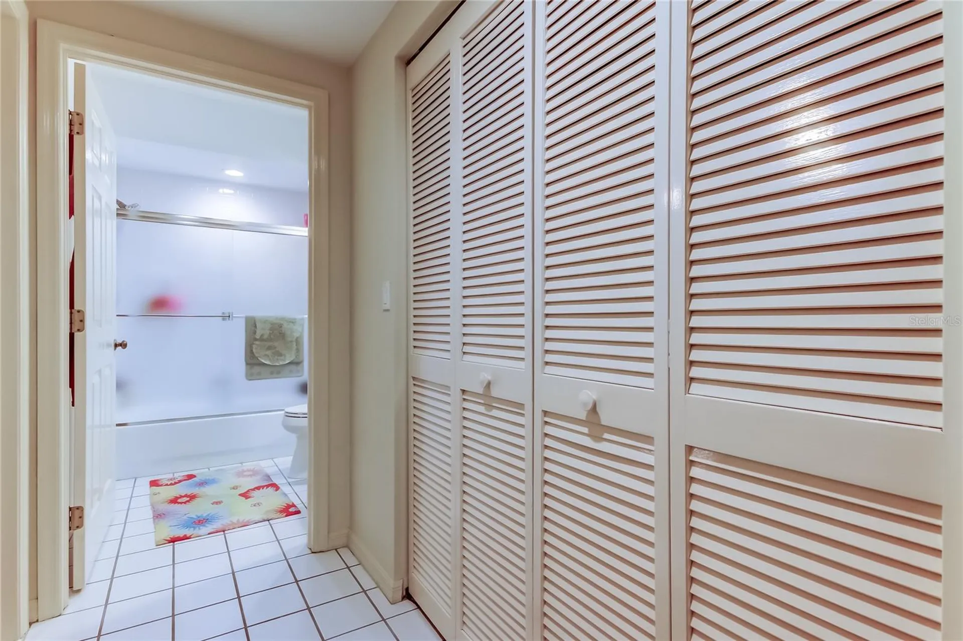 6205 Shoreline Drive Seminole FL 33708