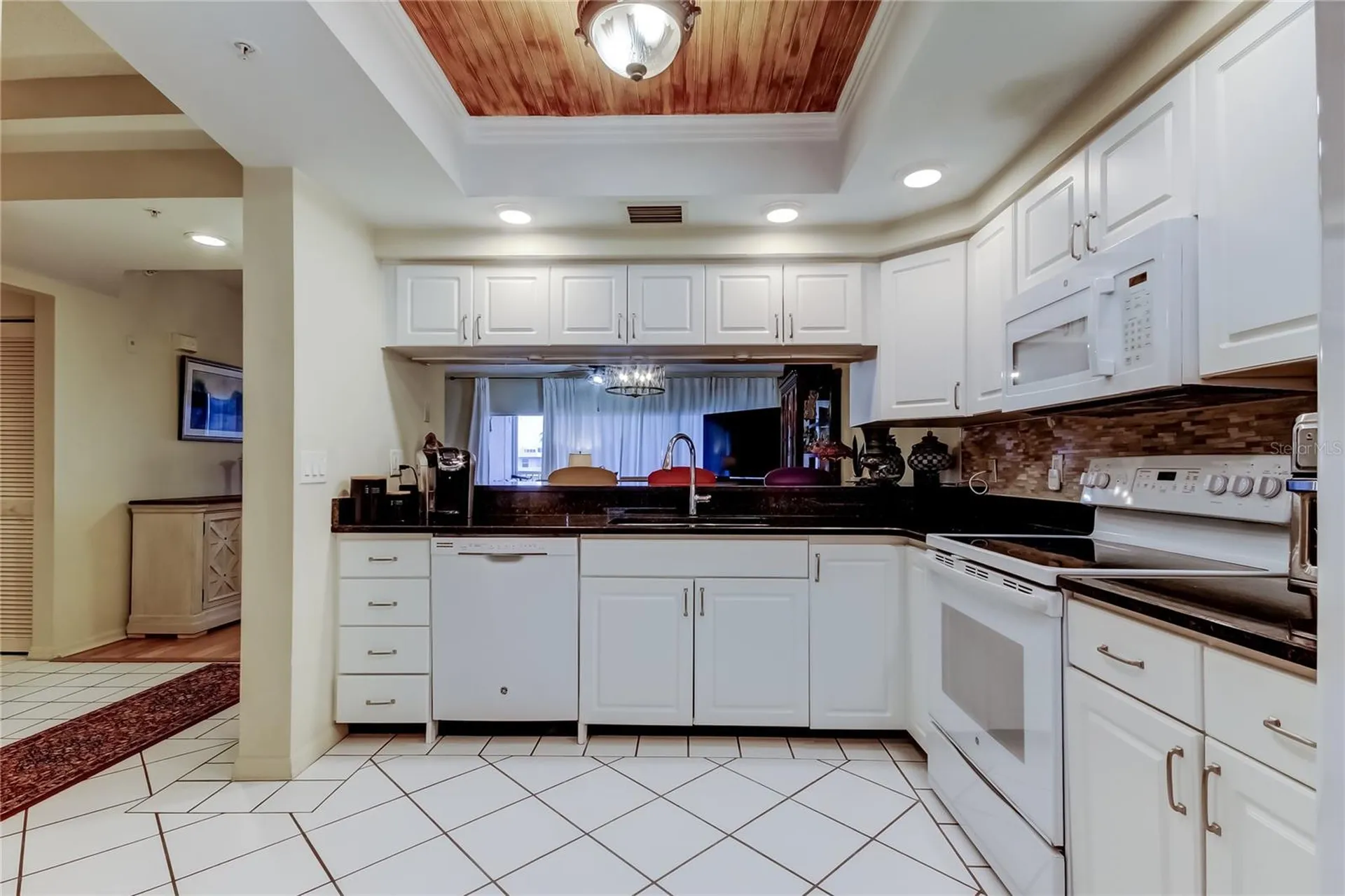 6205 Shoreline Drive Seminole FL 33708