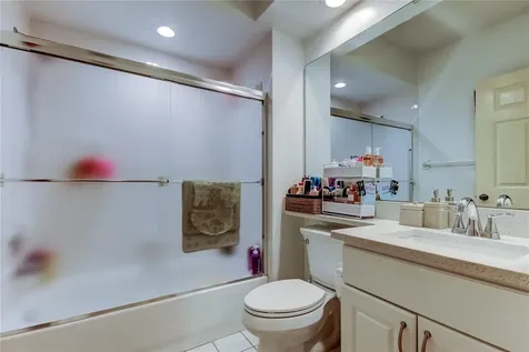 6205 Shoreline Drive Seminole FL 33708