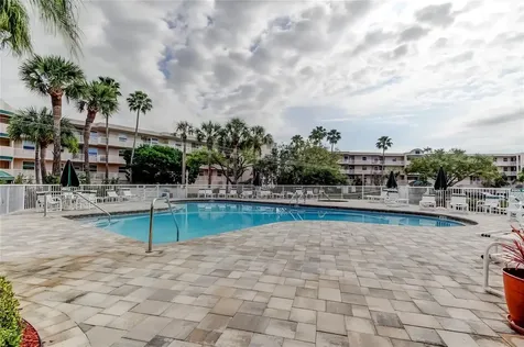 6205 Shoreline Drive Seminole FL 33708