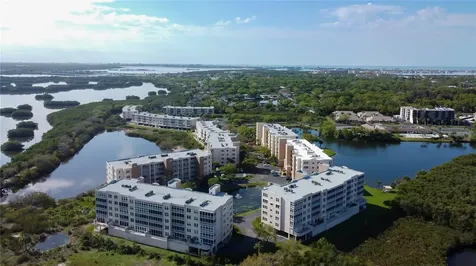 6205 Shoreline Drive Seminole FL 33708