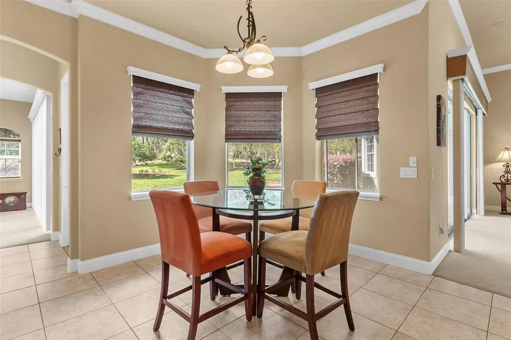 6053 Spinnaker Loop Lady Lake FL 32159