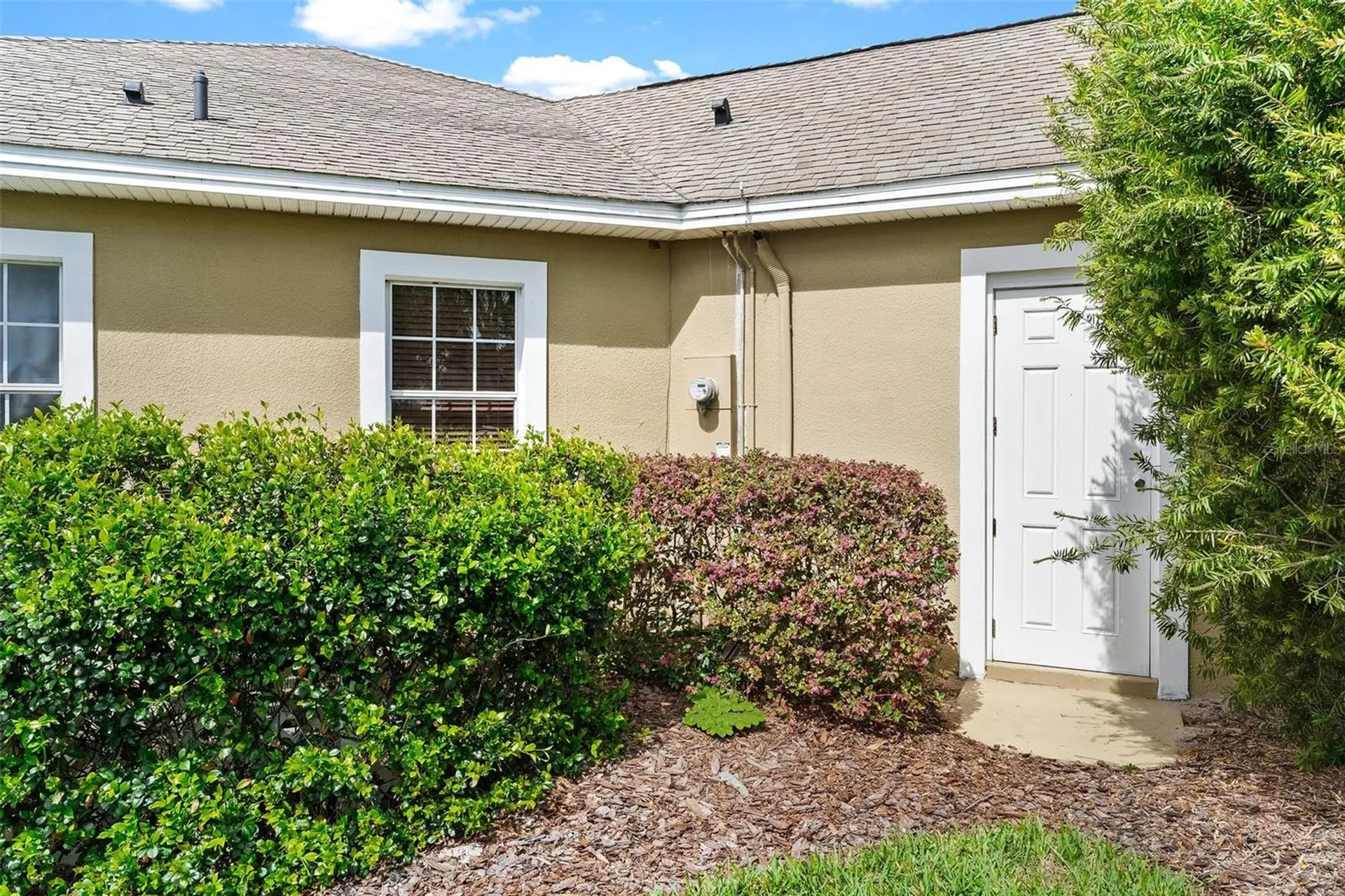 6053 Spinnaker Loop Lady Lake FL 32159