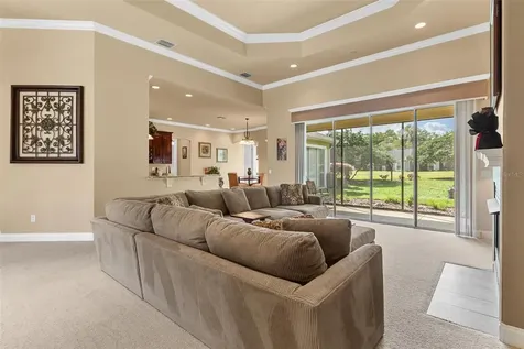 6053 Spinnaker Loop Lady Lake FL 32159