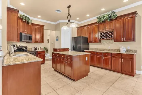 6053 Spinnaker Loop Lady Lake FL 32159