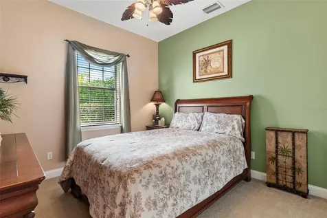 6053 Spinnaker Loop Lady Lake FL 32159