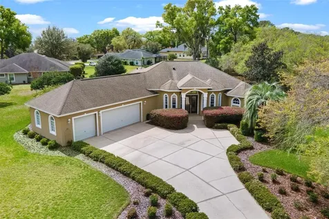 6053 Spinnaker Loop Lady Lake FL 32159