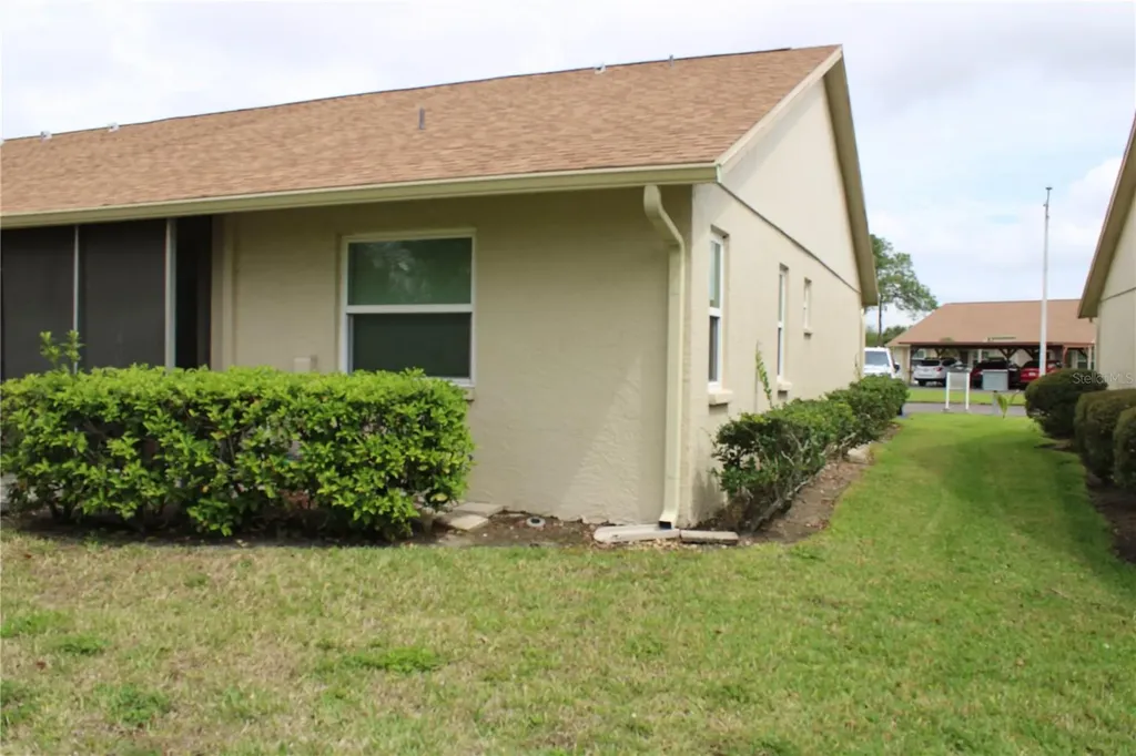 10780 43rd Street N Clearwater FL 33762