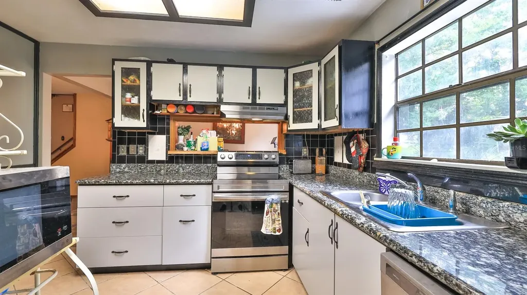 2021 Umbrella Tree Drive Edgewater FL 32141