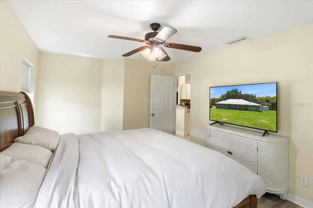 1040 SE 162nd Place Summerfield FL 34491
