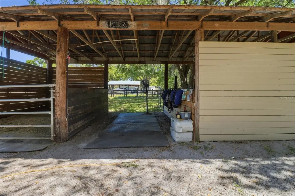 1040 SE 162nd Place Summerfield FL 34491