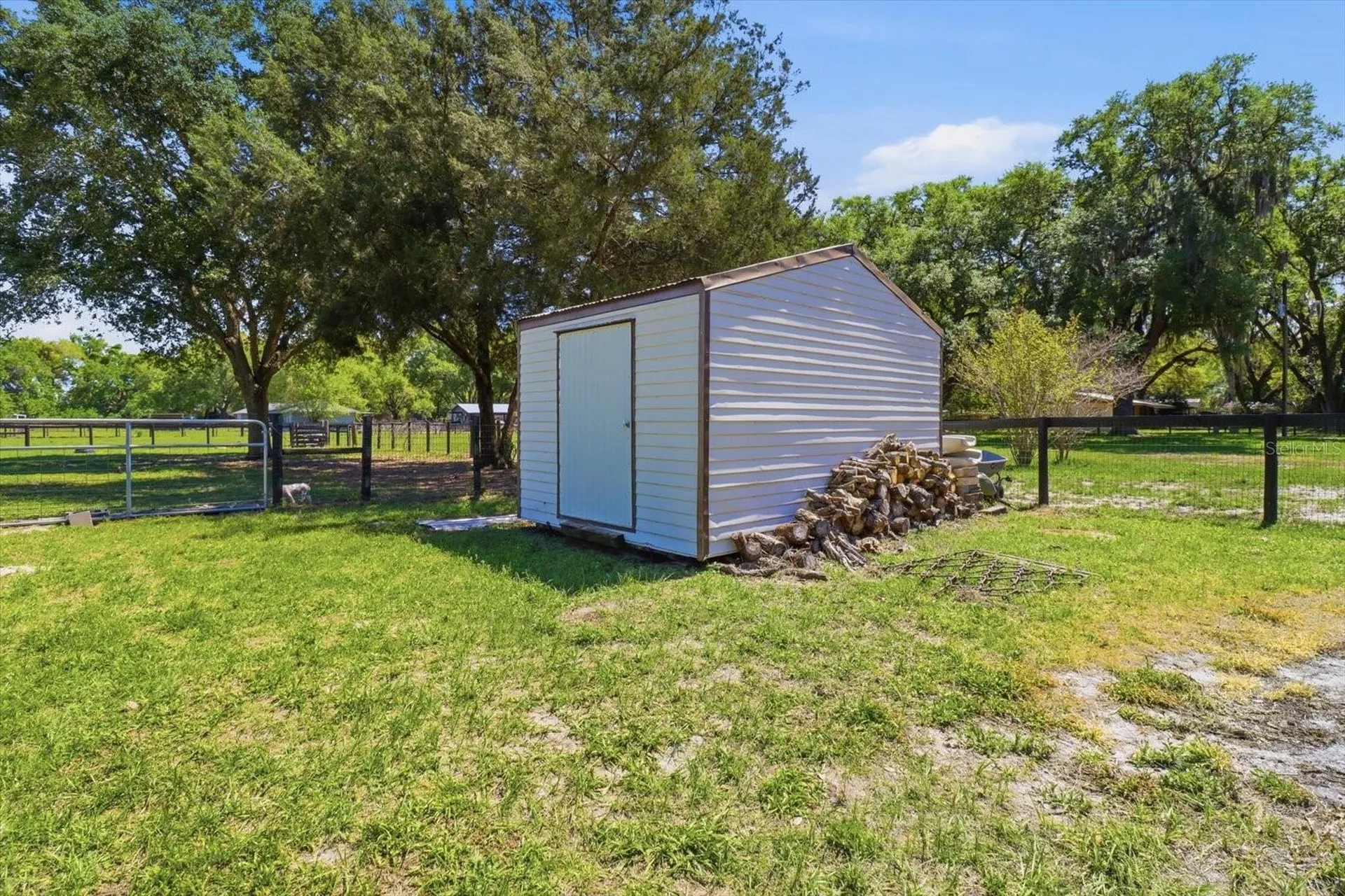 1040 SE 162nd Place Summerfield FL 34491