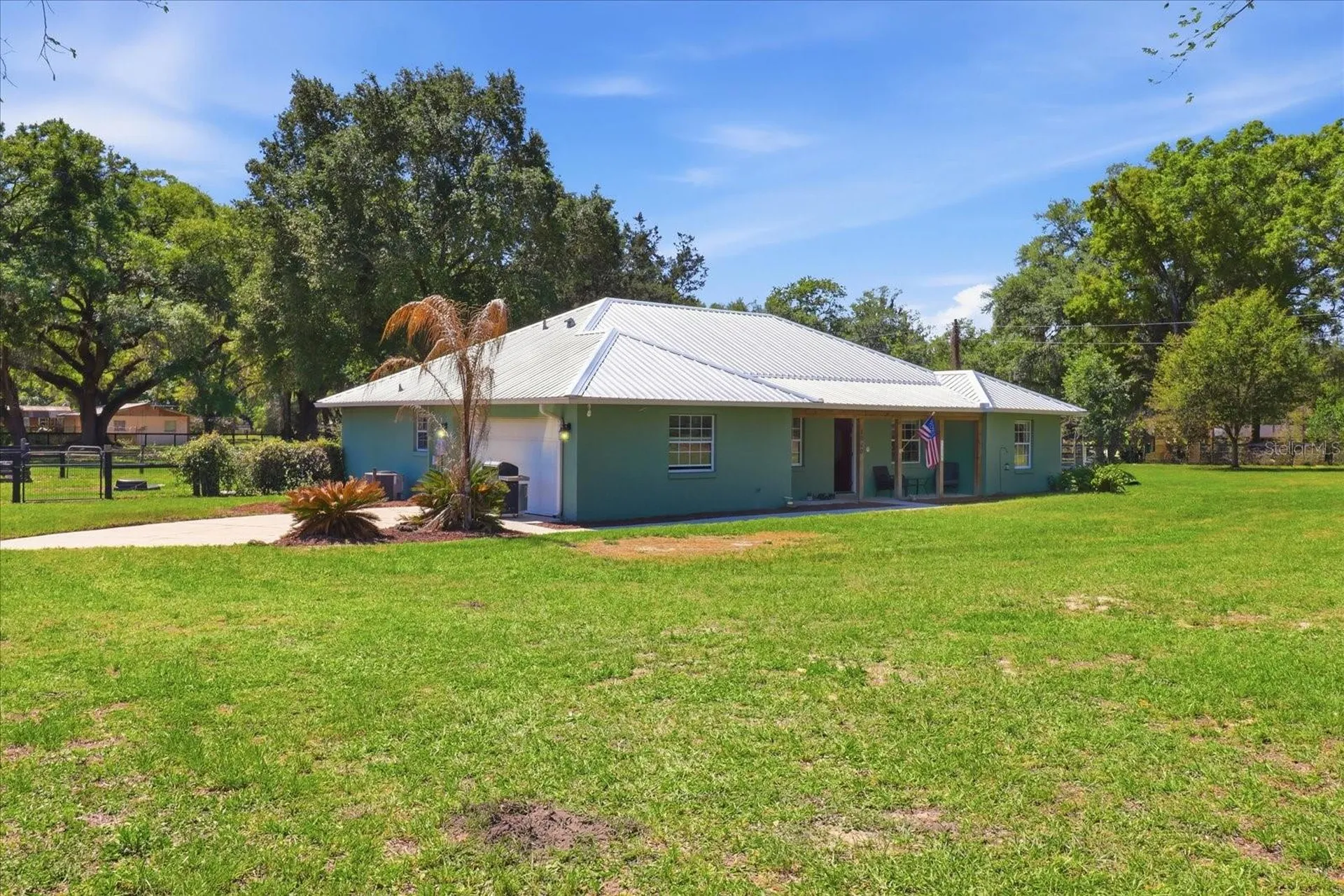 1040 SE 162nd Place Summerfield FL 34491