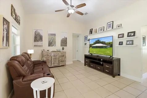 1040 SE 162nd Place Summerfield FL 34491