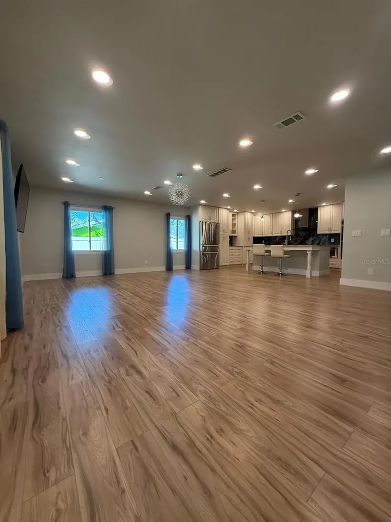 905 Willow Run Ormond Beach FL 32174