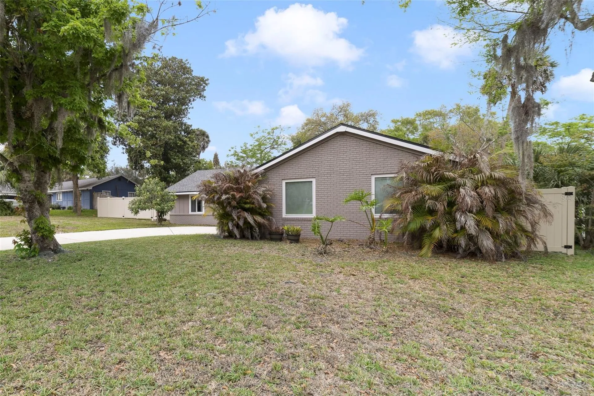 905 Willow Run Ormond Beach FL 32174