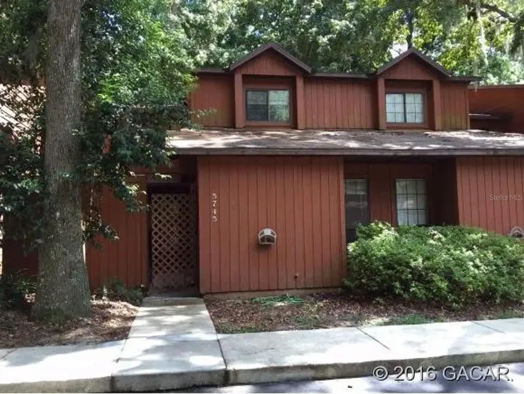 5745 SW 10th Place Gainesville FL 32607