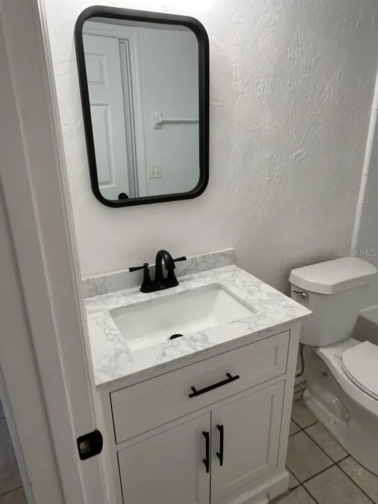 5745 SW 10th Place Gainesville FL 32607