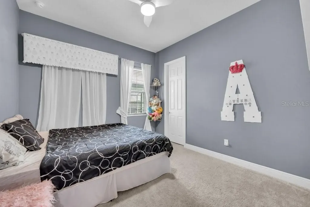 6002 Watercolor Drive Lithia FL 33547
