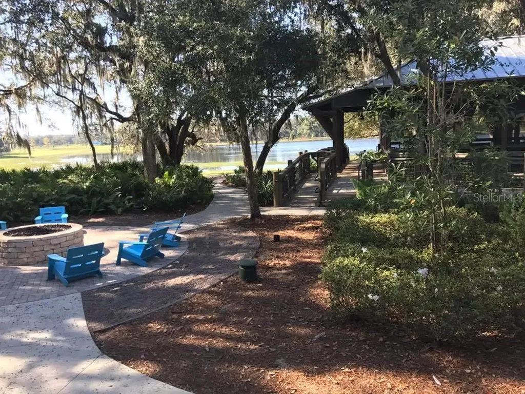 6002 Watercolor Drive Lithia FL 33547