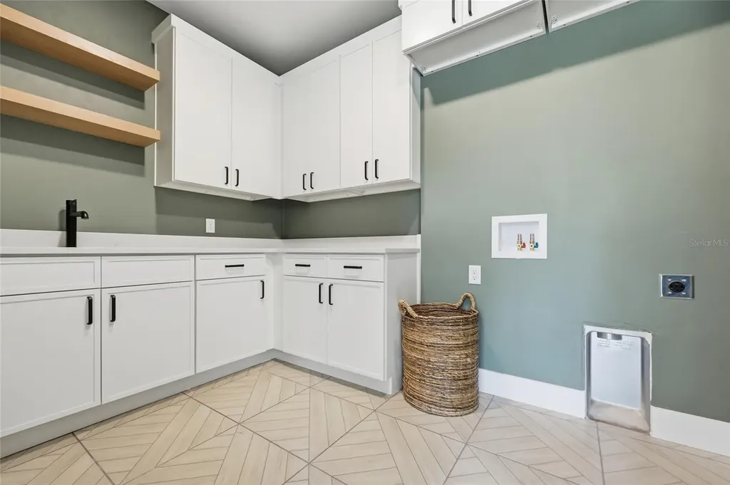 728 SW 131 Street Newberry FL 32669