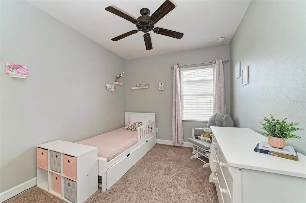 8425 Nandina Drive Sarasota FL 34240
