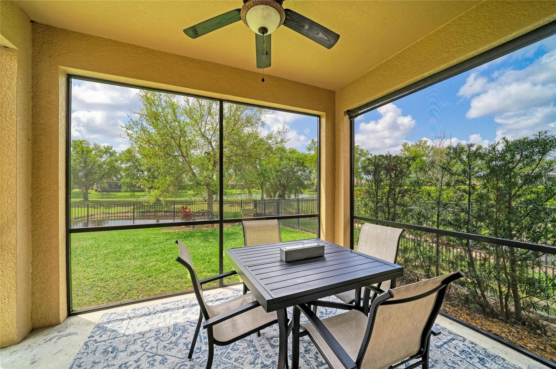 8425 Nandina Drive Sarasota FL 34240
