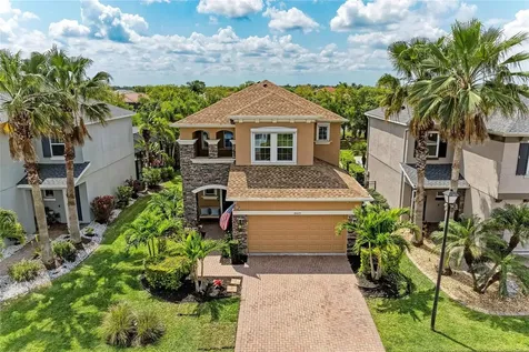 8425 Nandina Drive Sarasota FL 34240