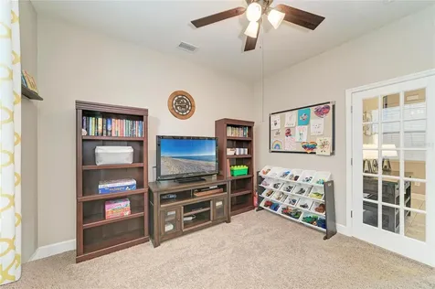 8425 Nandina Drive Sarasota FL 34240