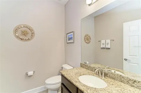 8425 Nandina Drive Sarasota FL 34240