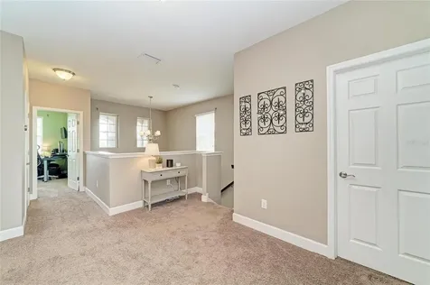 8425 Nandina Drive Sarasota FL 34240