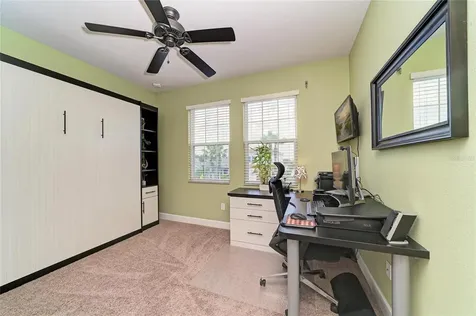 8425 Nandina Drive Sarasota FL 34240
