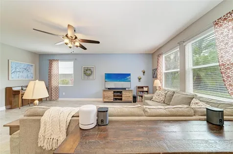 8425 Nandina Drive Sarasota FL 34240