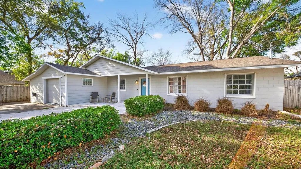 106 Portland Street Eustis FL 32726