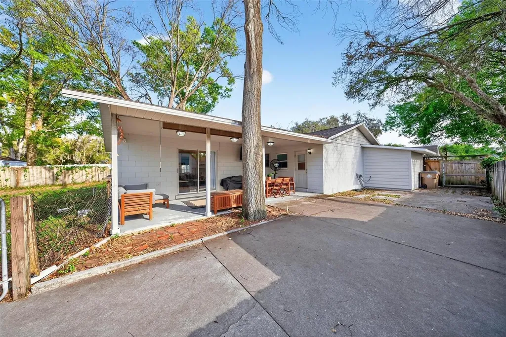 106 Portland Street Eustis FL 32726