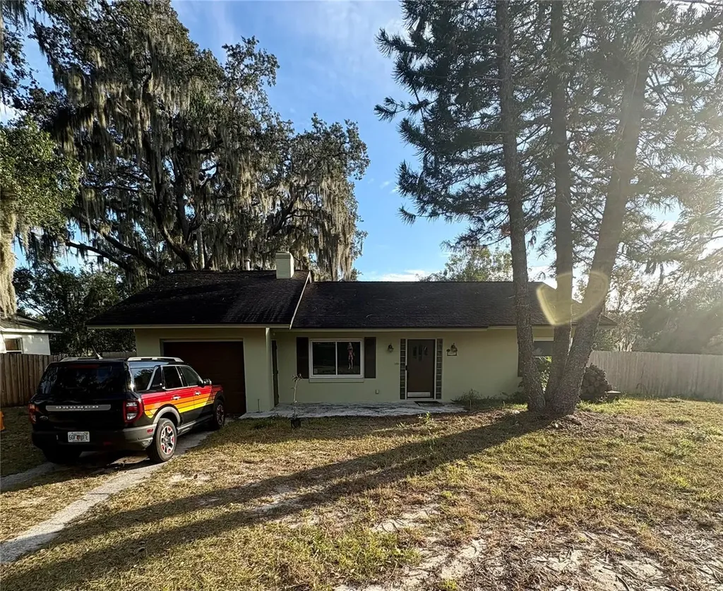 1065 W Magnolia Street Clermont FL 34711