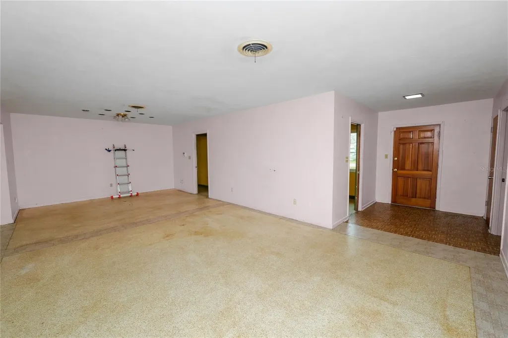 800 E Canfield Street Avon Park FL 33825