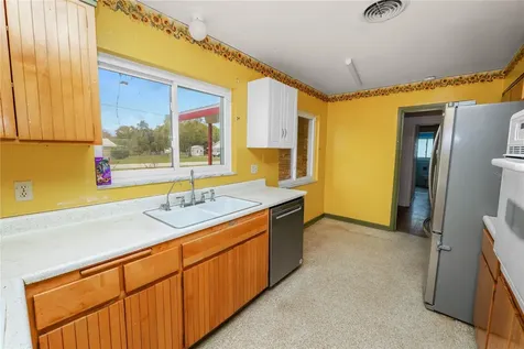 800 E Canfield Street Avon Park FL 33825