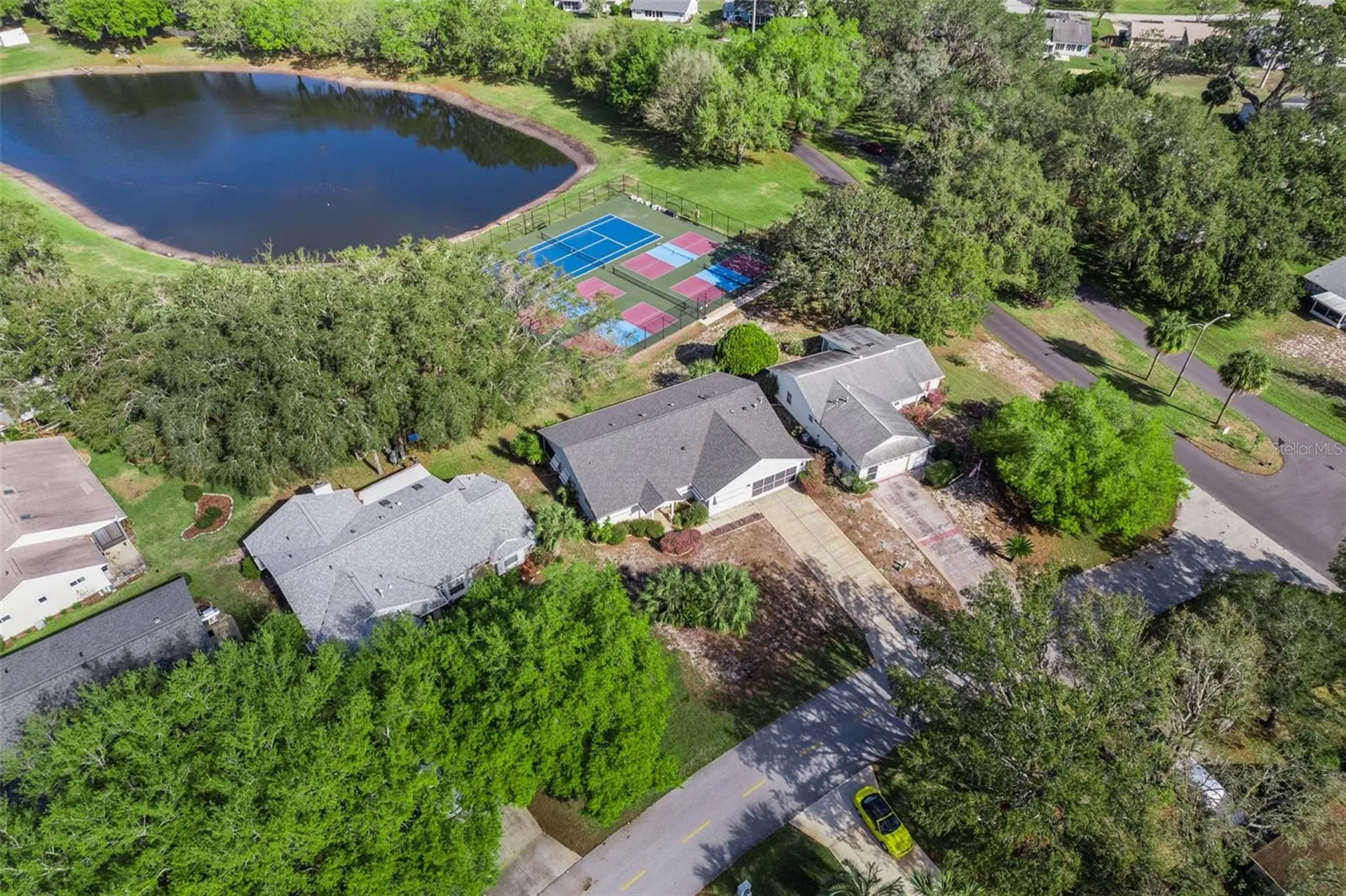 828 Dundee Circle Leesburg FL 34788