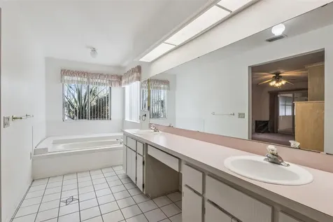 828 Dundee Circle Leesburg FL 34788
