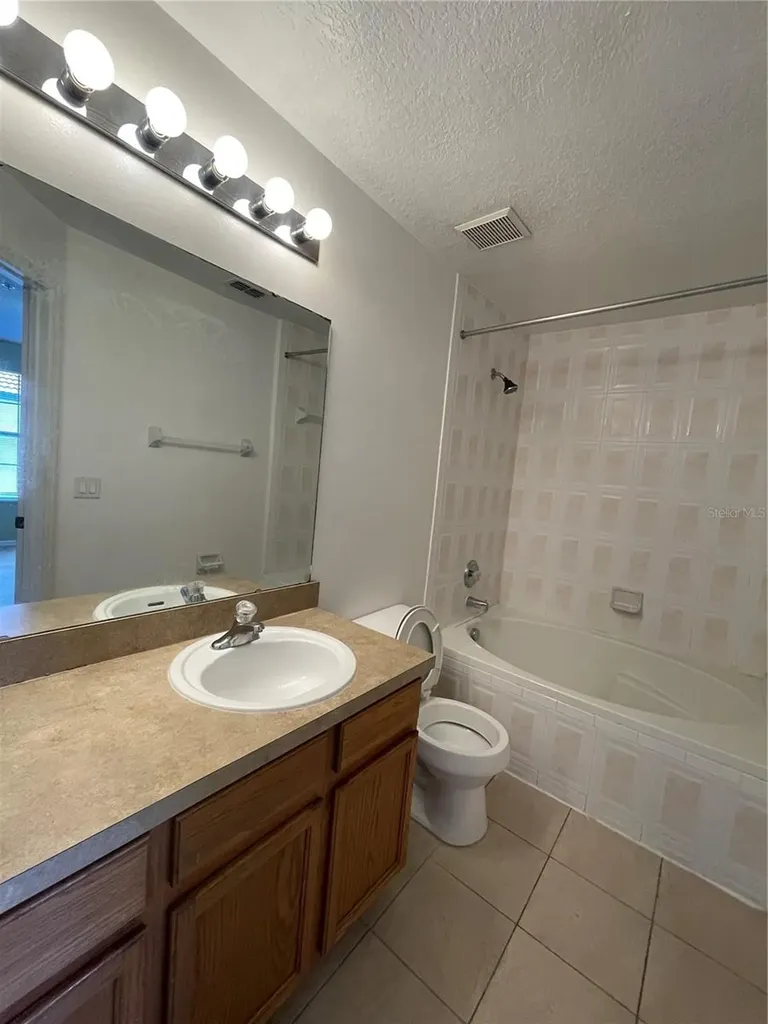 6007 Scotchwood Glen Orlando FL 32822