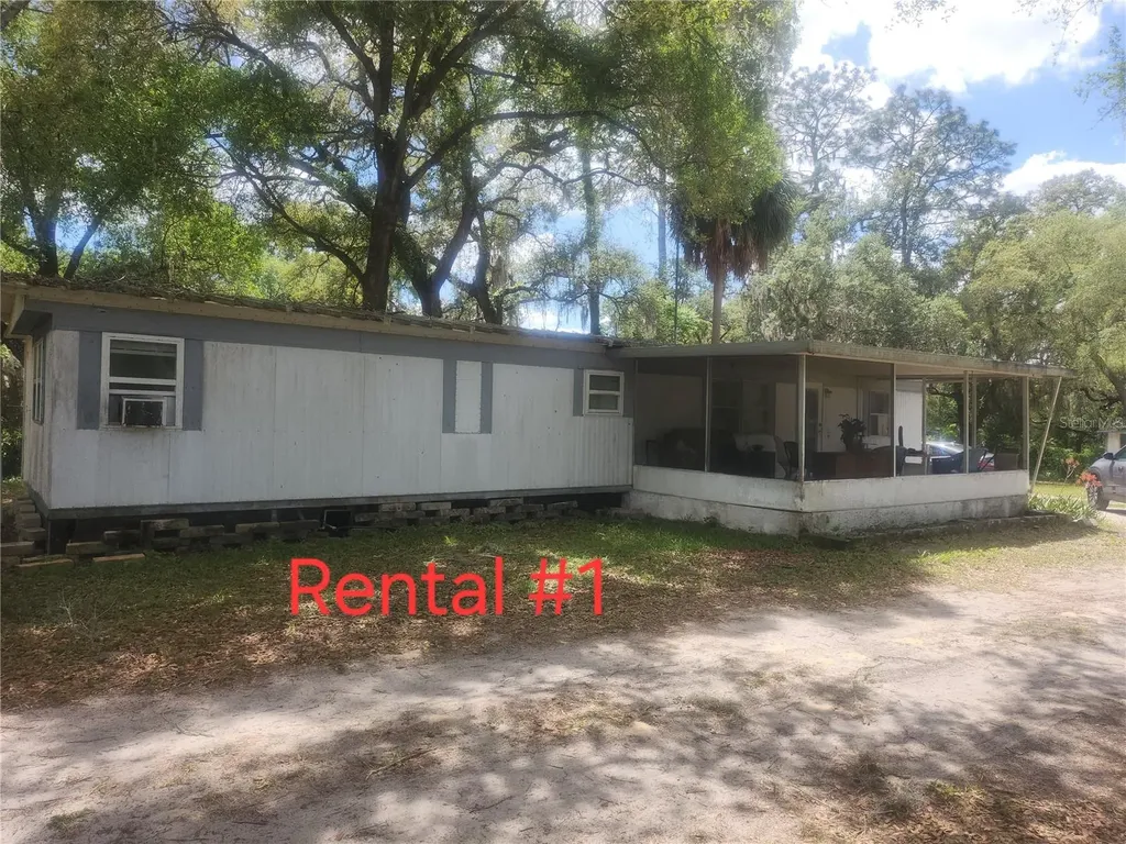 16930 SE 1st Lane Silver Springs FL 34488