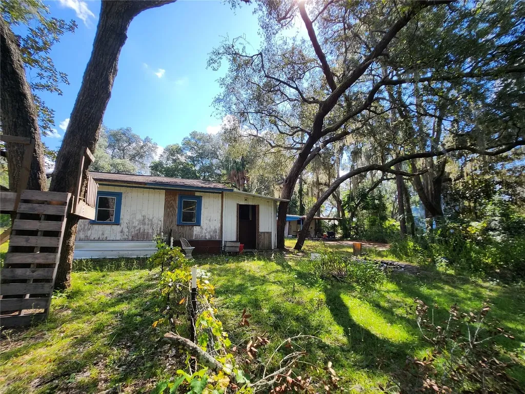 16930 SE 1st Lane Silver Springs FL 34488